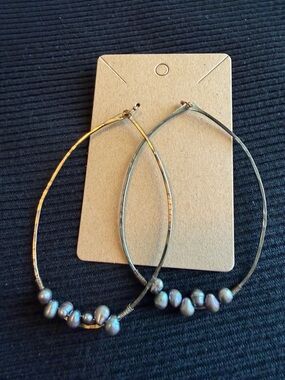 Gold Hoop Earrings with Gray Freshwater Pearls - Unbranded